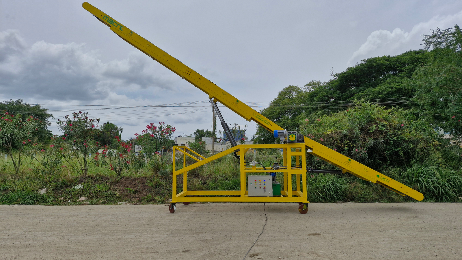 Belt Conveyor Manufacturer in Coimbatore